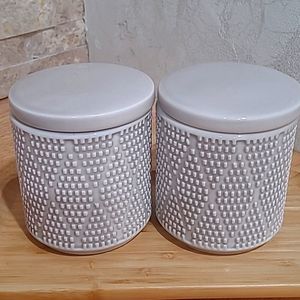 Threshold canister set